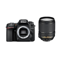 Nikon D7500 + AF-S DX NIKKOR 18-140 VR Kit fotocamere SLR 20,9 MP CMOS 5568 x 3712 Pixel Nero