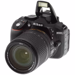 Nikon D5300 + AF-S DX NIKKOR 18-140mm VR Kit fotocamere SLR 24,2 MP CMOS 6000 x 4000 Pixel Nero - Vista aggiuntiva 2