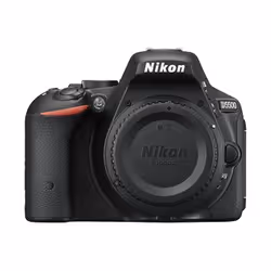 Nikon D5500 + AF-S DX NIKKOR 18-140MM F/3.5-5.6G ED VR Kit fotocamere SLR 24,2 MP CMOS 6000 x 4000 Pixel Nero