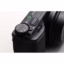 Ricoh GR IV HDF 1/1.55" Fotocamera compatta 25,74 MP CMOS 6192 x 4128 Pixel Nero - Vista aggiuntiva 2