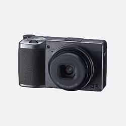 Ricoh GR III 1/2.3" Fotocamera compatta 24 MP CMOS 6000 x 4000 Pixel Grigio, Metallico - Vista aggiuntiva 5