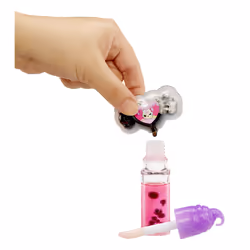 MGA Entertainment Yummiland Lip Gloss Doll Sour Sweeties - Astrid Stars - Vista aggiuntiva 4