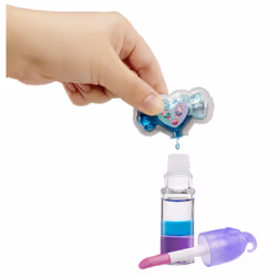 MGA Entertainment Yummiland Mystery Lip Gloss Doll - Carly Cakepop - Vista aggiuntiva 4