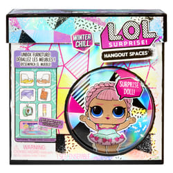 L.O.L. Surprise! Winter Chill Spaces Playset with Doll- Style 3