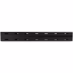 StarTech.com Encosure SSD da USB-C a M.2 NVMe 10 Gbps - Case esterna portatile e in alluminio M.2 NGFF PCIe - Lettura / scrittura 1 GB/s - Supporta 2230, 2242, 2260, 2280 - Compatibile TB3 - Mac e PC - Vista aggiuntiva 4