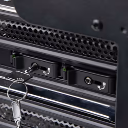 StarTech.com Vassoio per unità SSD M.2 NVMe da utilizzare con la serie di prodotti di espansione PCIe - Supporto per disco aggiuntivo sostituibile a caldo - Vista aggiuntiva 8