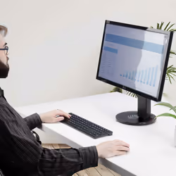 StarTech.com Filtro anti luce blu da 24" 16:9, filtro per schermo anti luce blu per monitor da 24 pollici, riduce l'affaticamento degli occhi, doppia opzione di montaggio, conforme a TAA - Vista aggiuntiva 7
