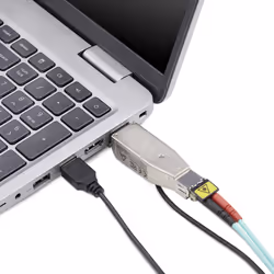 StarTech.com Dongle convertitore multimediale da fibra Gigabit a RJ45 Ethernet, monomodale ottico 10 km/multimodale 800 m, alimentato via USB, compatto, micro mini, TAA - Vista aggiuntiva 6