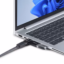 StarTech.com Adattatore USB-C a USB-A ad angolo retto, USB 5Gbps, adattatore compatto USB-C maschio a USB-A femmina, alloggiamento in metallo, M/F - Vista aggiuntiva 5