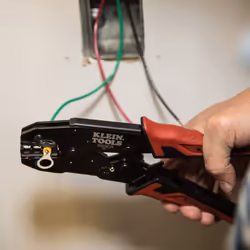 Klein Tools - 3005CR - Pinza crimpatrice per cavi da 10 a 22 awg e cavi in rame, terminali isolati a cricchetto - Vista aggiuntiva 3
