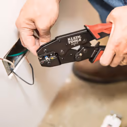 Klein Tools - 3005CR - Pinza crimpatrice per cavi da 10 a 22 awg e cavi in rame, terminali isolati a cricchetto - Vista aggiuntiva 7