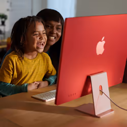 Apple iMac con Retina 24'' Display 4.5K M3 chip con 8‑core CPU e 10‑core GPU, 512 GB SSD - Blu - Vista aggiuntiva 6