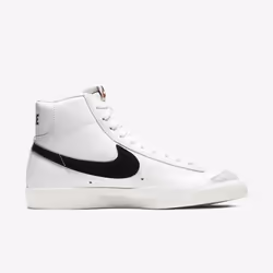 Nike CZ1055-100 scarpa sportiva Femmina