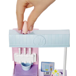 Barbie HCN46 bambola