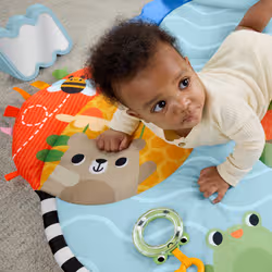 Fisher-Price HYR60 palestra per bambino e tappeto di gioco Tessuto, Plastica Multicolore Palestrina a tappeto per bambino - Vista aggiuntiva 2