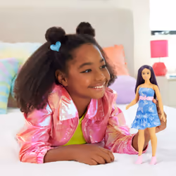 Barbie Fashionistas HYT89 bambola