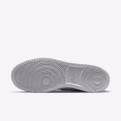 Nike DN3577-100 scarpa sportiva Maschio