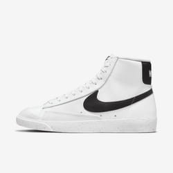 Nike DO1344-101 scarpa sportiva Femmina