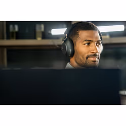 POLY Cuffie Voyager Surround 80 UC con connettore USB-C certificate per Microsoft Teams + adattatore USB-C/A - Vista aggiuntiva 4