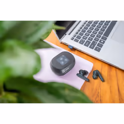 POLY Auricolari nerofumo Voyager Free 60+ UC + Adattatore BT700 USB-C + Custodia di ricarica touchscreen - Vista aggiuntiva 6