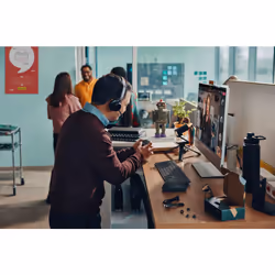 POLY Voyager Focus 2 USB-C-C Headset +USB-C/A Adapter - Vista aggiuntiva 9