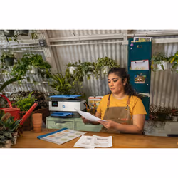 HP OfficeJet Pro 9125 Wireless Colore Stampante - Vista aggiuntiva 4