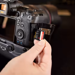 SanDisk Extreme PRO 2 TB MicroSDXC UHS-I Classe 10 - Vista aggiuntiva 4