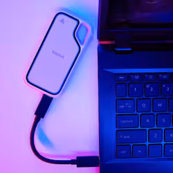 SanDisk SDSSDE62P-2T00-G25 unità esterna a stato solido 2 TB USB tipo-C 3.2 Gen 2 (3.1 Gen 2) Bianco - Vista aggiuntiva 5