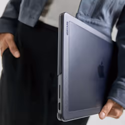 Incase Custodia Rigida Edge con Makrolon® per MacBook Air da 15 pollici (M2/M3, 2023-2024) - Vista aggiuntiva 4