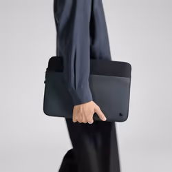Incase Custodia A.R.C. con poliestere riciclato al 100% ReSpun per laptop da 16 pollici (M1-M4, 2021-2024) - Vista aggiuntiva 5