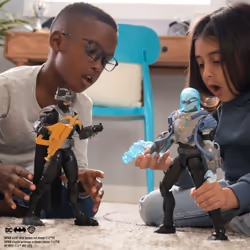 DC Comics Batman Adventures, Battle Pack – Batman Vs. Mr. Freeze con action figure, giocattoli per bambini dai 3 anni in su - Vista aggiuntiva 6