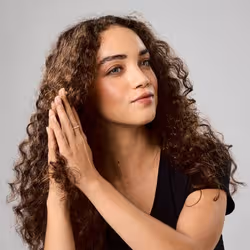 Bumble And Bumble Hairdresser's Invisible Oil Frizz Reducing Hair Oil Olio per capelli 100 ml Donna - Vista aggiuntiva 3