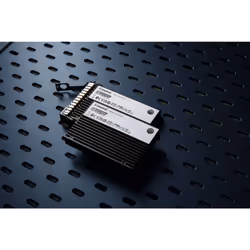 Kingston Technology 3.84TB DC3000ME U.2 PCIe 5.0 NVMe TCG Opal SSD Enterprise - Vista aggiuntiva 7
