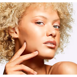 MAC Poudre Highlighter Extra Dimension Oh, Darling! 9g - Vista aggiuntiva 4
