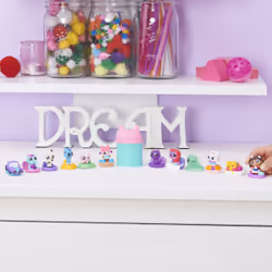 Gabby's Dollhouse Mini personaggio a sorpresa e base accessorio (i modelli possono variare), giocattoli per bambini dai 3 anni in su - Vista aggiuntiva 5