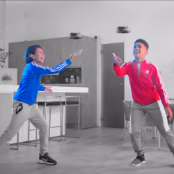 Air Hogs GRAVITOR, con asticella per acrobazie, giocattoli volanti ricaricabili tramite USB, drone per bambini dai 4 anni in su, 6060471 - Vista aggiuntiva 5