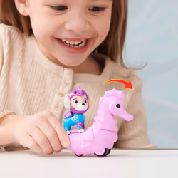 PAW Patrol Fantasievolles Spiel: Mit viel Fantasie können Kinder sich selbst spannende Aqua Pups-Abenteuer mit Chase, Marshall, Rubble, Skye, Rocky und Coral (Spielzeugfiguren jeweils separat erhältlich) ausdenken - Vista aggiuntiva 7