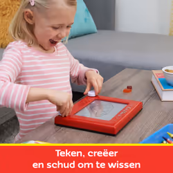 Etch A Sketch, Original Magic Screen, 86% di plastica riciclata, classici giocattoli creativi per bambini progettati in modo sostenibile per bambini e bambine da 3 anni in su - Vista aggiuntiva 4
