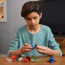 Bakugan , action figure collezionabile e personalizzabile da 5,1 cm e carte collezionabili, Combine & Brawl, giocattoli per bambini e bambine da 6 anni in su (i modelli possono variare) - Vista aggiuntiva 2