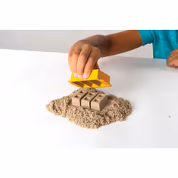 Kinetic Sand , Set Cantiere con Veicolo da Lavoro, 454Gr di Sabbia, dai 3 Anni - 6044178 - Vista aggiuntiva 5