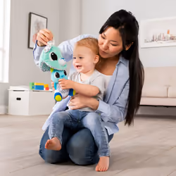 Tomy Lamaze 3-в-1 Surprise Bear Clip & Go giocattolo da appendere per bambini - Vista aggiuntiva 4
