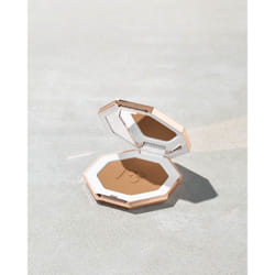 Fenty Beauty Sun Stalk’r Instant Warmth 6,23 g Bajan Gyal