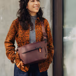 Peak Design Everyday Borsa a tracolla Borgogna - Vista aggiuntiva 5