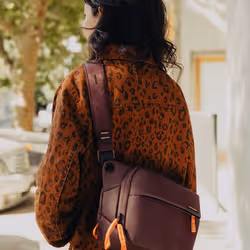 Peak Design Everyday Borsa a tracolla Borgogna - Vista aggiuntiva 6