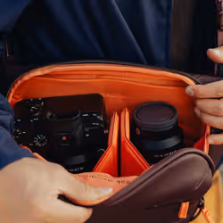 Peak Design Everyday Borsa a tracolla Borgogna - Vista aggiuntiva 6