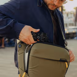 Peak Design Everyday Borsa a tracolla Oliva - Vista aggiuntiva 7