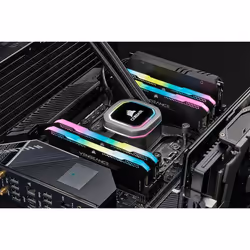 Corsair Vengeance RGB Pro CMH16GX4M2Z3200C16 memoria 16 GB 2 x 8 GB DDR4 3200 MHz