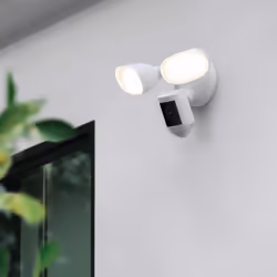 Ring Floodlight Cam Wired Pro Telecamera di sicurezza IP Esterno 1920 x 1080 Pixel Soffitto/muro