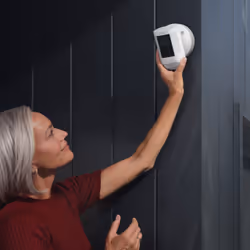 Ring Spotlight Cam Pro Wired Scatola Telecamera di sicurezza IP Esterno 1920 x 1080 Pixel Soffitto/muro - Vista aggiuntiva 5