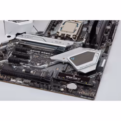 Corsair MP600 CORE XT 2 TB M.2 PCI Express 4.0 NVMe QLC 3D NAND - Vista aggiuntiva 5